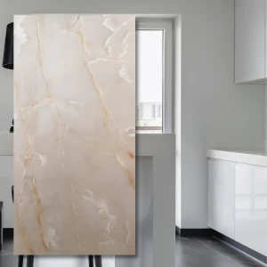 Onice Beige Lux — sintrad kvartsplatta 320x160x0,6 cm