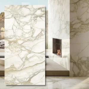 Calacatta Dorato – sintrad kvartsplatta 300x150x0,6 cm