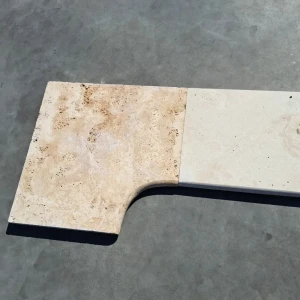 Trawertyn 3cm Kamień Brzegowy narożnik Classic Mix 40,6x61 | Obrzeża do basenu Bullnose