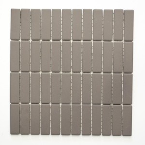 Grå rektangulär mosaik i gres, matt 29,7x29x0,65 cm