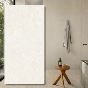 Sintrad kvartsplatta Berici Bianco Satin 324x162x1,2 cm