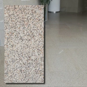 Flammad granitplatta G682, beige-grå 40x60x2 cm