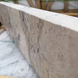 Trawertyn Kamień brzegowy Silver Latte Bębnowany Szlif 100x20x6 | Obrzeże do basenu 4