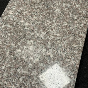 Płytka granitowa brązowa polerowana G664 60x60x1,5 cm