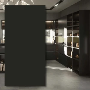 Sintrad kvarts Absolute Black Matt 324x162x1,2 cm