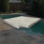 Travertin hörnkant Bullnose Ash 40,6×35 cm, 3 cm – poolkant
