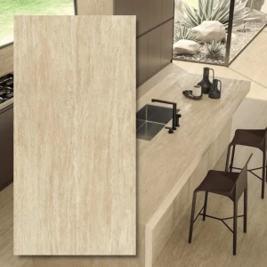 Travertino Sand – sintrad kvartsplatta 12 mm, 324×162 cm