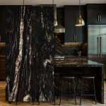 Brasiliansk granitskiva Cosmic Soft Pearl, polerad 324x162x2 cm