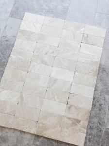 Płytka marmurowa Queen Beige | Coffee White Brick bębnowana 10x10x1 cm