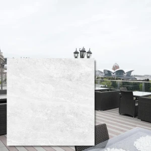 City Quartz Silver Mega 60x60x2 cm – uteplatta i gres (2 cm)