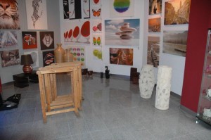 Tiles Bianco Cristal granit na posadzkę ścianę elewację polerowany.jpg